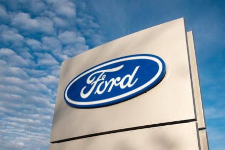 Ford - réduction effectifs - emploi - 